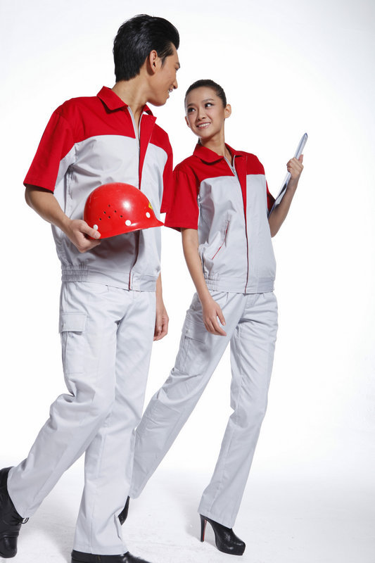 關(guān)于定制工作服的幾點建議